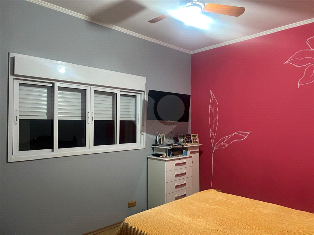LINDO SOBRADO MUITO CONFORTO, ESPAÇO GOURMET,2 VAGAS, ESTUDA PERMUTA COMO PARTE DE PAGAMENTO .