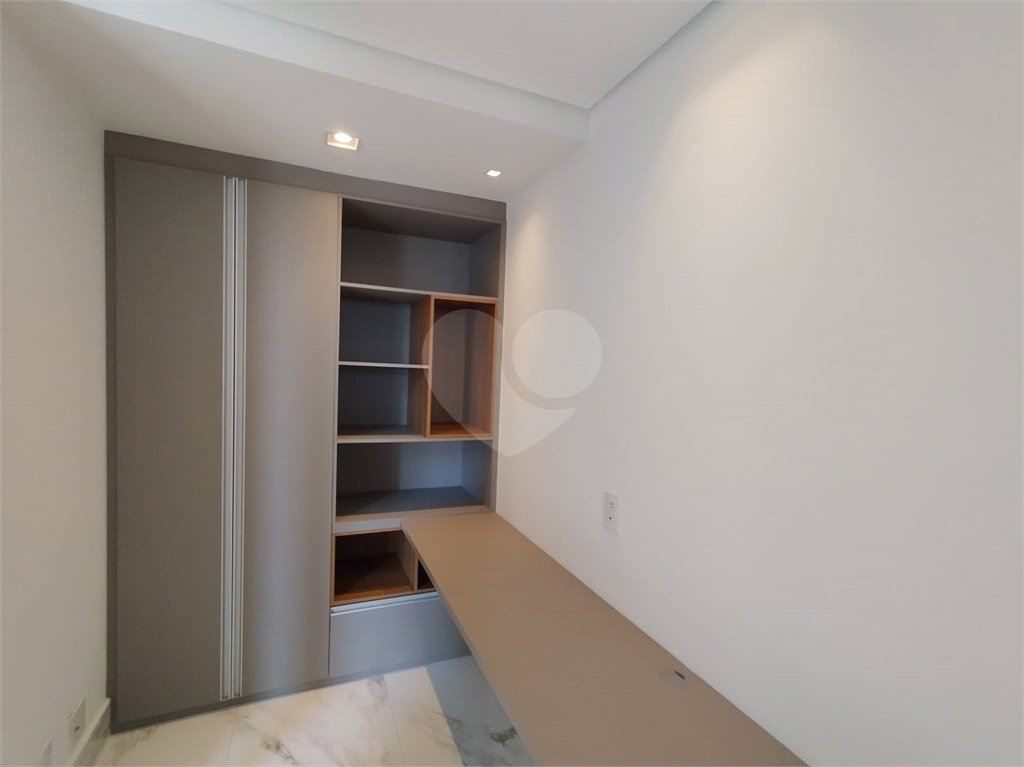 Apartamento à venda e aluguel com 3 quartos, 121m² - Foto 11