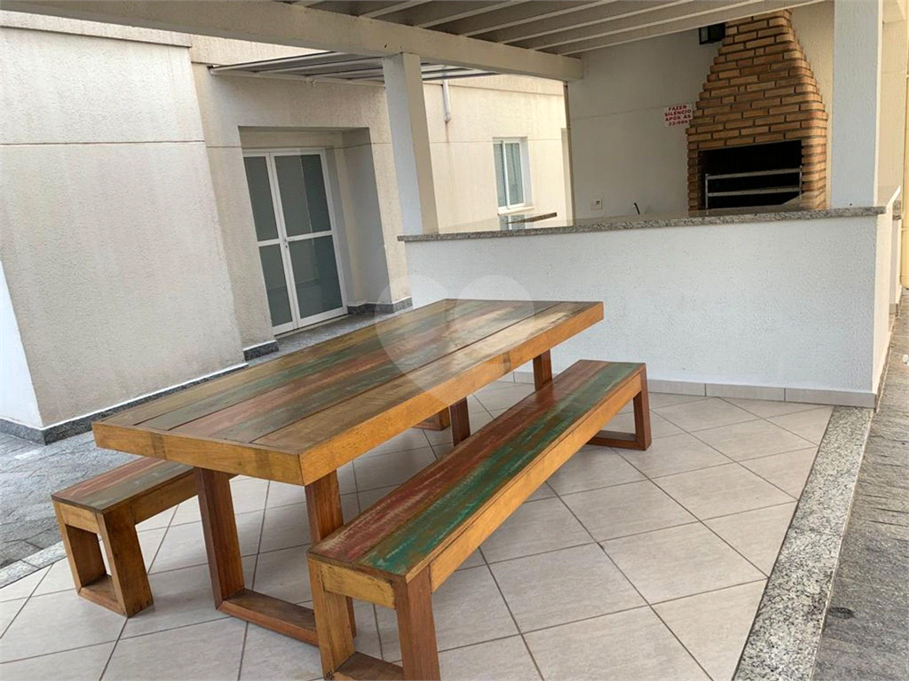 APARTAMENTO em TREMEMBÉ