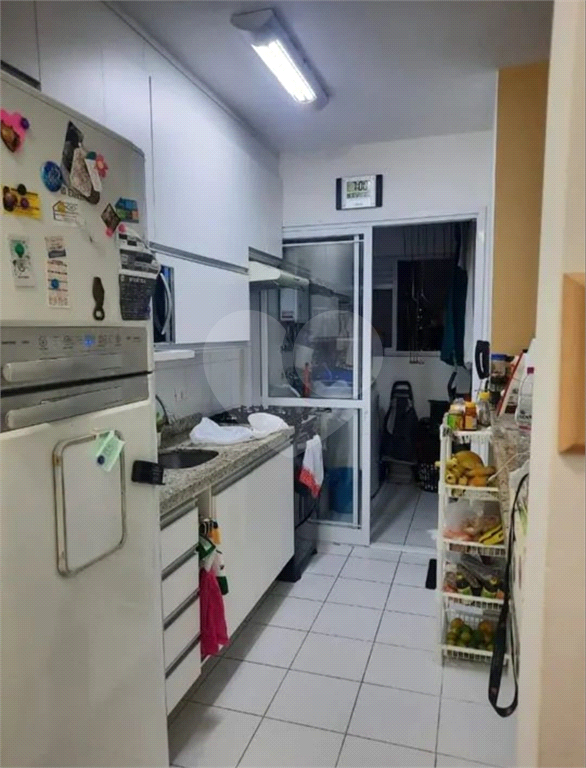 APARTAMENTO em PARQUE NOVO MUNDO