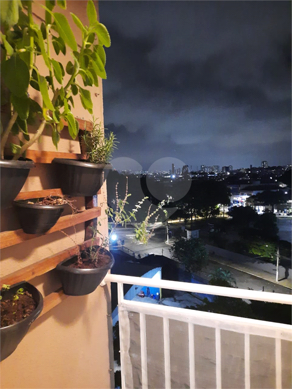 APARTAMENTO em PARQUE NOVO MUNDO