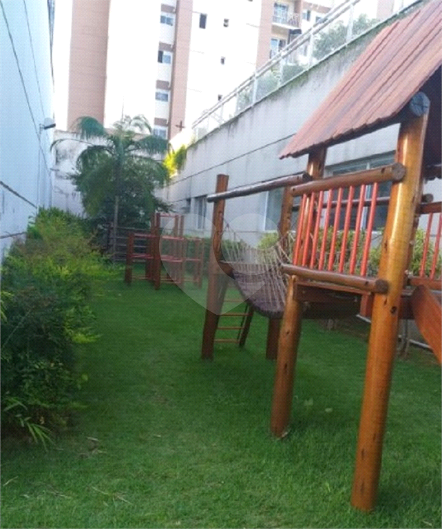 APARTAMENTO em PARQUE NOVO MUNDO