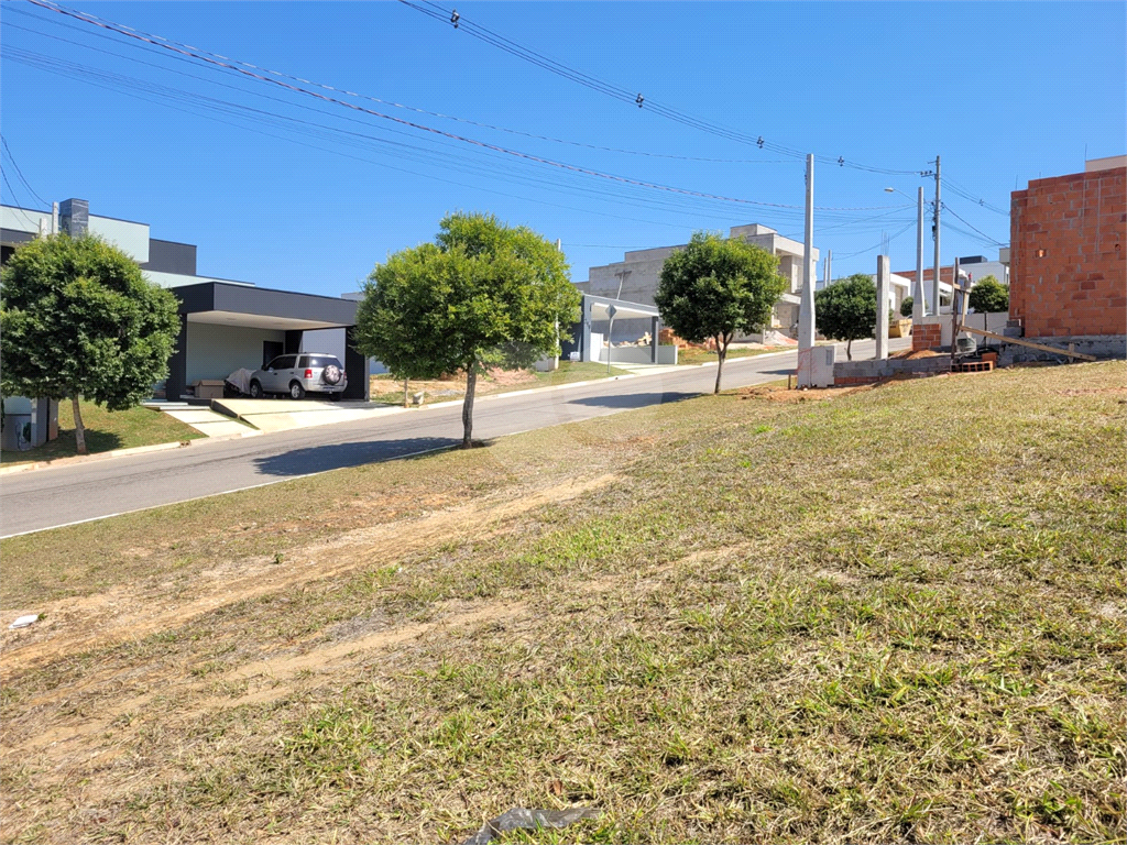 Terreno à venda, 302m² - Foto 1