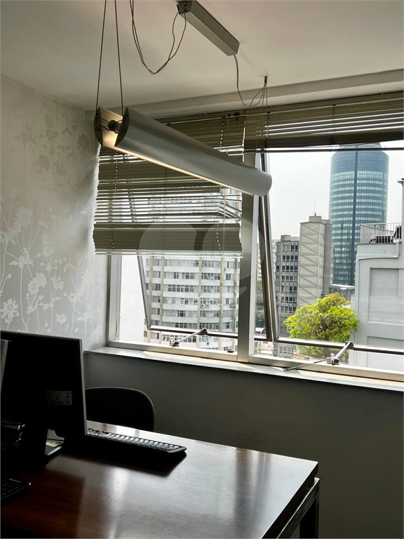 Sala Comercial Edifício Cidade Jardim 146 m2