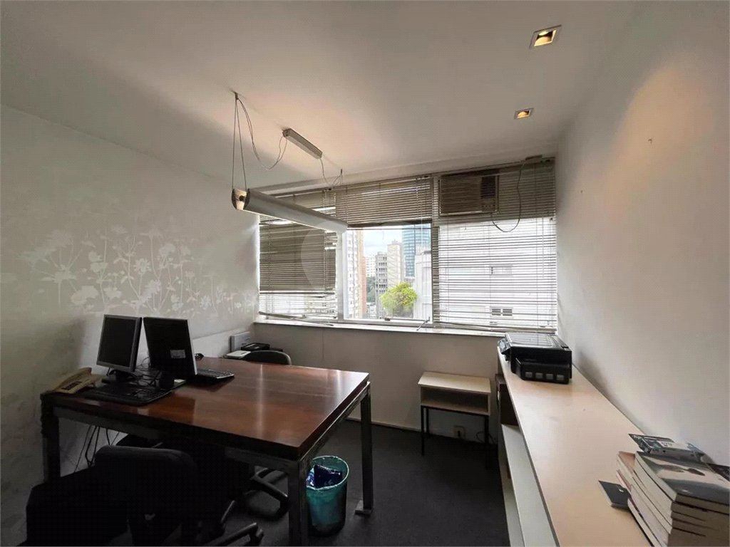 Sala Comercial Edifício Cidade Jardim 146 m2