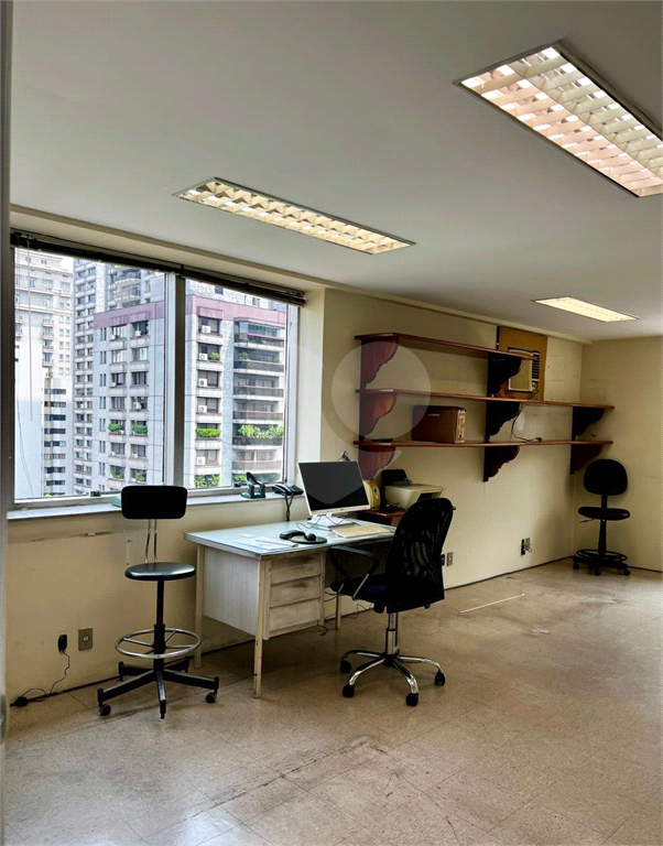 Sala Comercial Edifício Cidade Jardim 146 m2