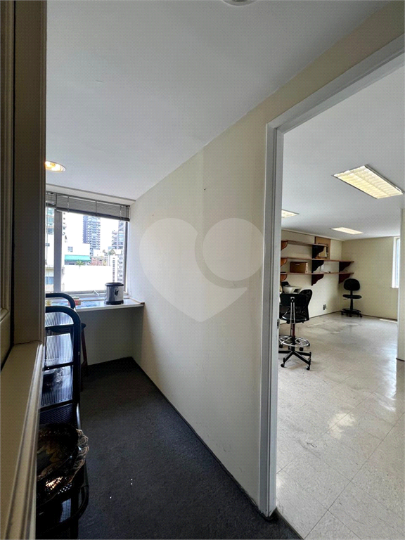Sala Comercial Edifício Cidade Jardim 146 m2