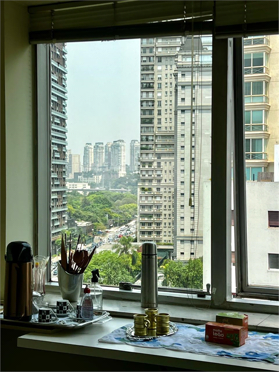 Sala Comercial Edifício Cidade Jardim 146 m2