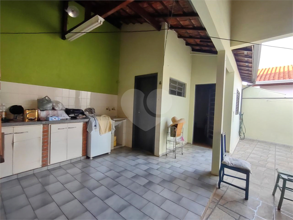 Casa à venda com 3 quartos, 152m² - Foto 4