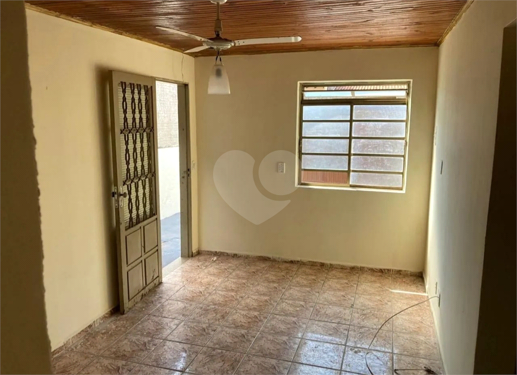 Casa à venda com 2 quartos, 58m² - Foto 5