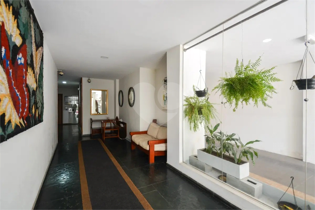 HIGIENOPOLIS - 1 DORM COM 60 M² 