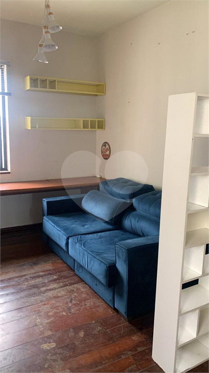  Apartamento de 1 Dormitório Centro