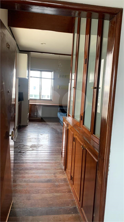  Apartamento de 1 Dormitório Centro