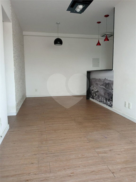 APARTAMENTO em TUCURUVI