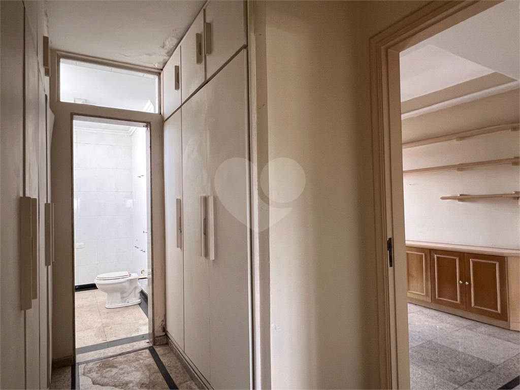 Apartamento à venda com 3 quartos, 170m² - Foto 19