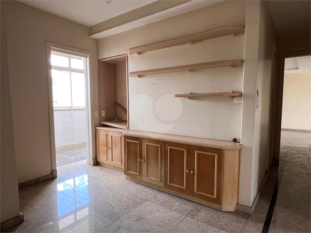 Apartamento à venda com 3 quartos, 170m² - Foto 20