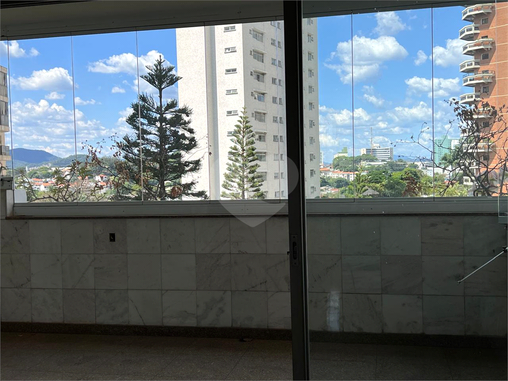 Apartamento à venda com 3 quartos, 170m² - Foto 8