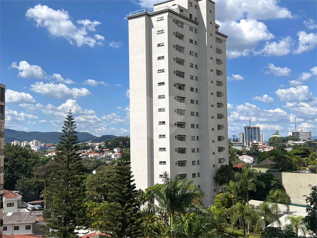 Apartamento à venda com 3 quartos, 170m² - Foto 9