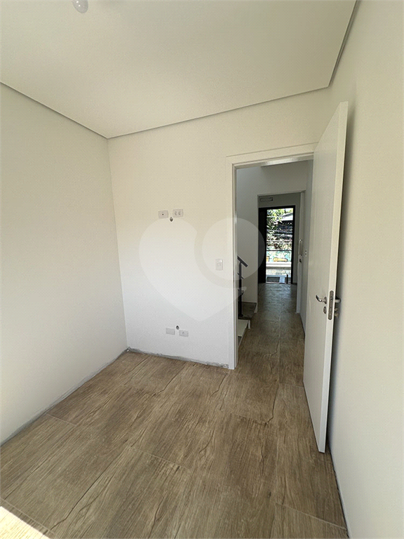 VENDE-SE SOBRADO 3 QUARTOS COM SUÍTE, GARAGEM, NO HORTO FLORESTAL