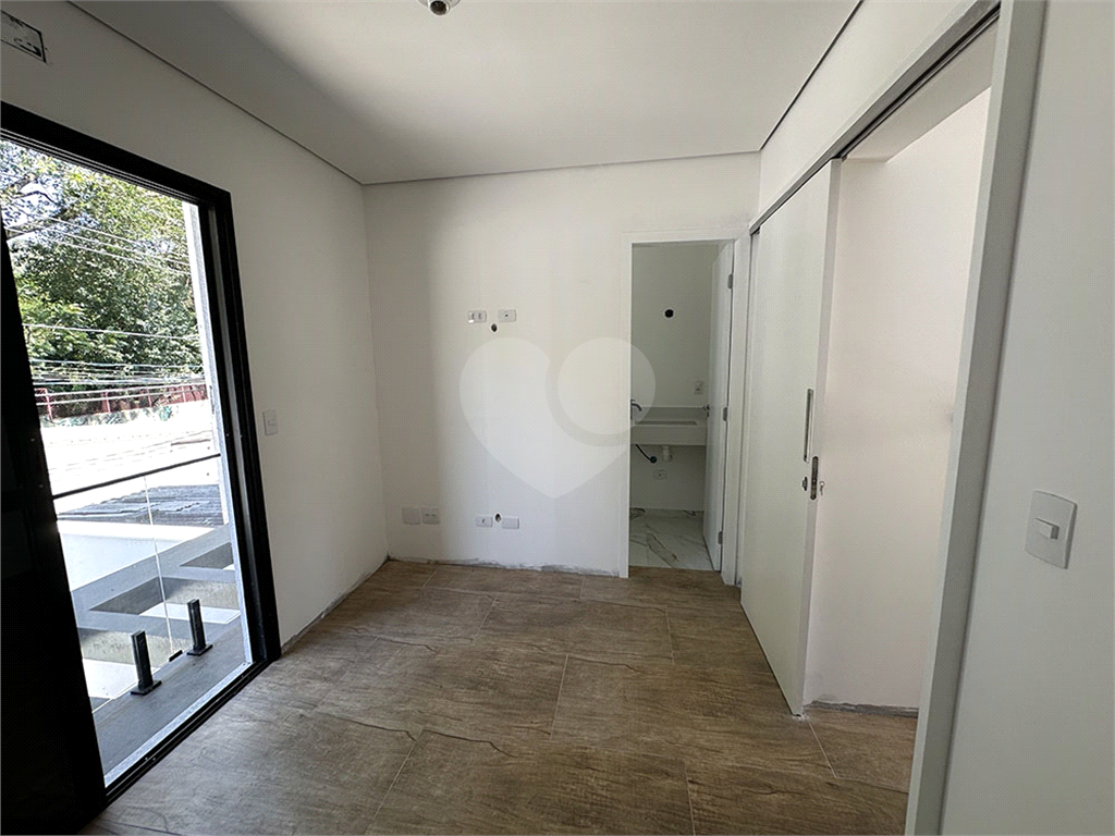 VENDE-SE SOBRADO 3 QUARTOS COM SUÍTE, GARAGEM, NO HORTO FLORESTAL