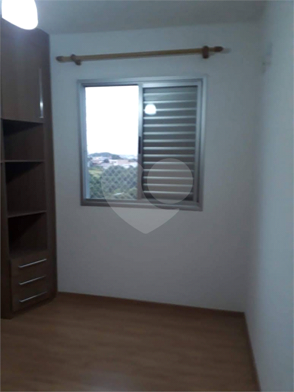 APARTAMENTO em CASA VERDE