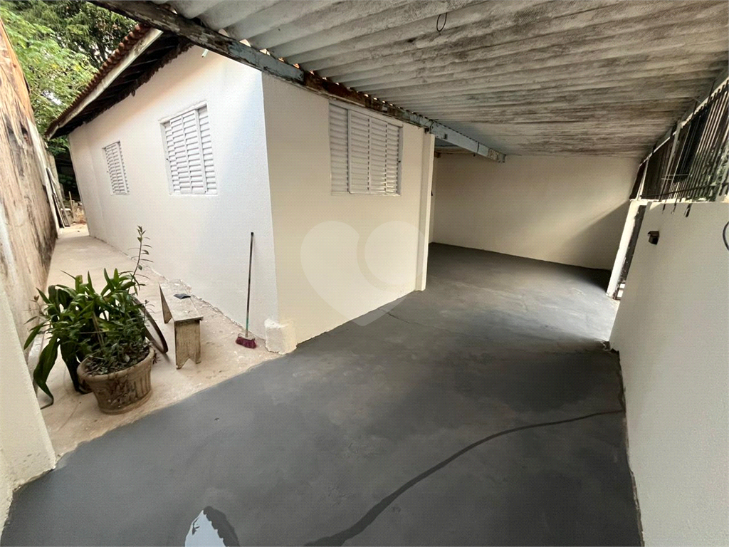 Casa à venda com 2 quartos, 80m² - Foto 17