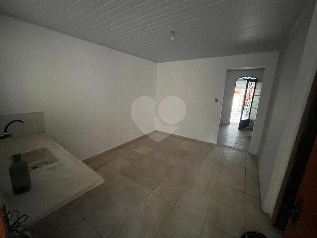 Casa à venda com 2 quartos, 80m² - Foto 21