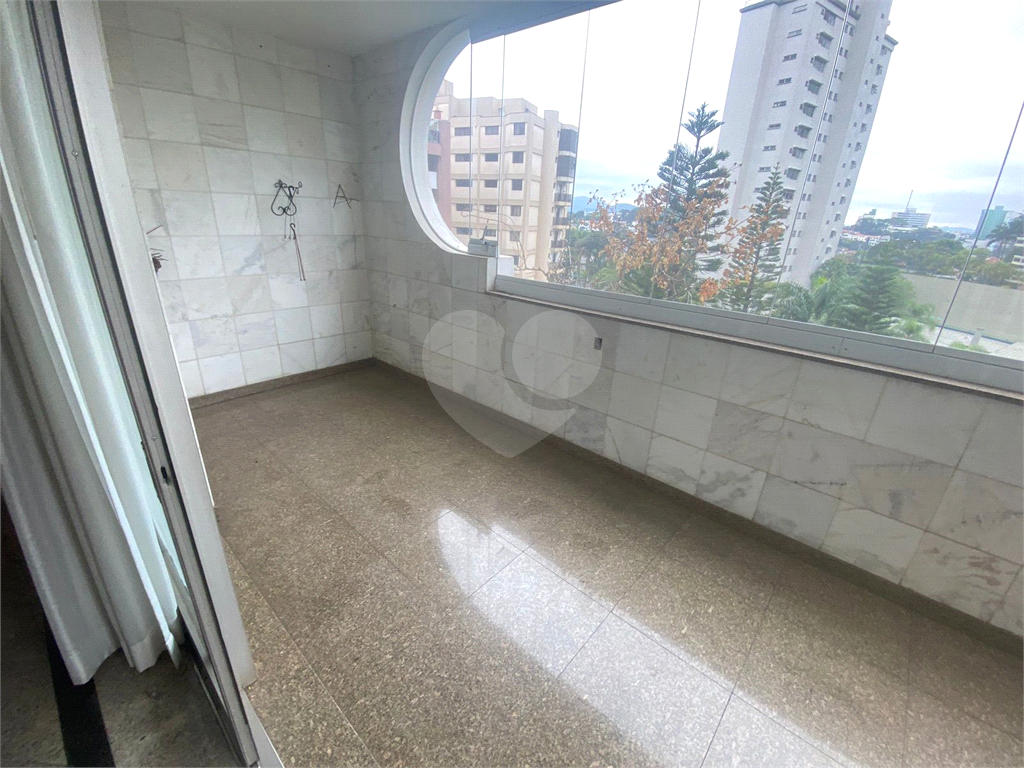 Apartamento à venda com 3 quartos, 170m² - Foto 38