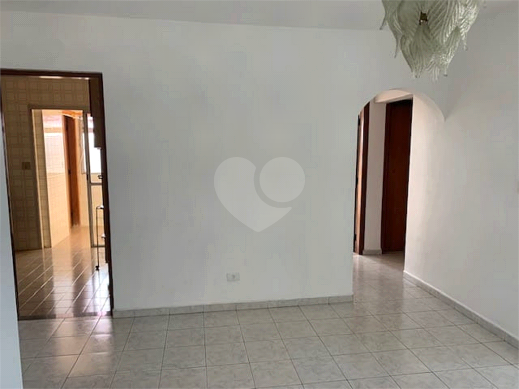 APARTAMENTO em LIMÃO
