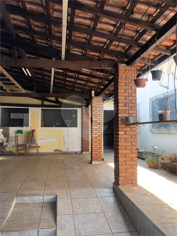 Casa à venda com 2 quartos, 152m² - Foto 20