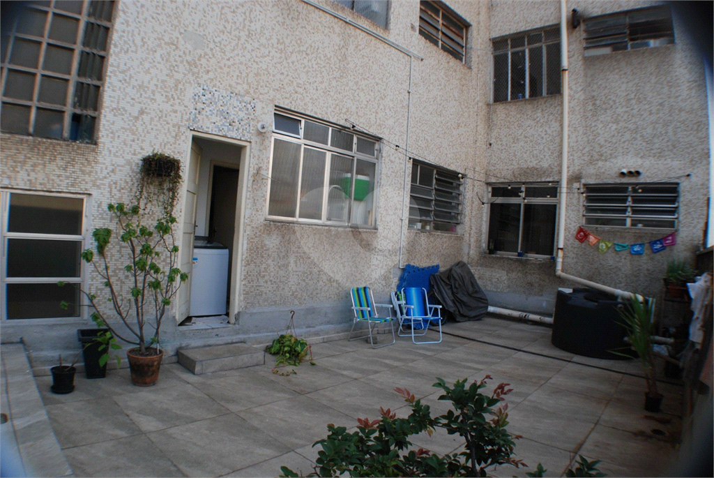 APARTAMENTO em BELA VISTA