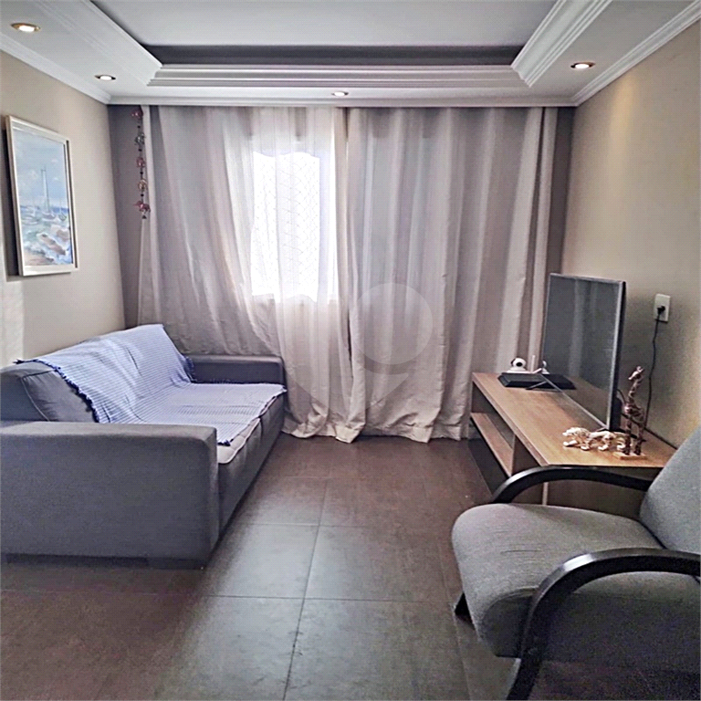 Apartamento à venda com 2 quartos, 65m² - Foto 3