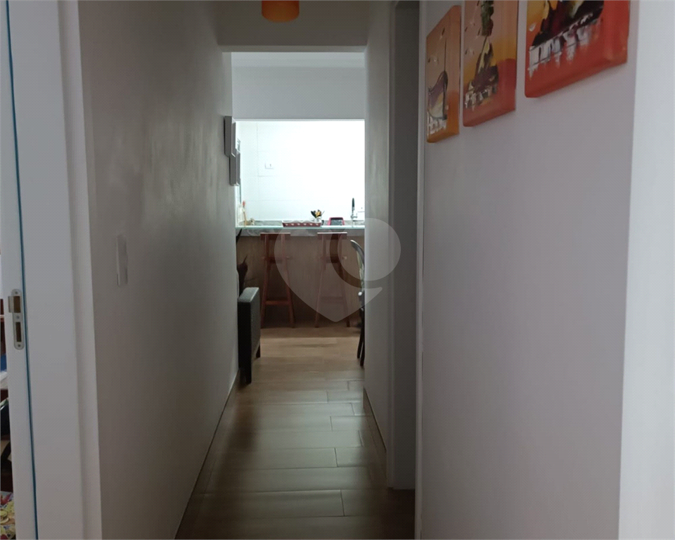 Apartamento à venda com 2 quartos, 75m² - Foto 4