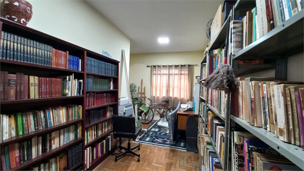 Casa Térrea com 3 quartos, 2 vagas,jardim e quintal – Próxima ao Metrô Tucuruvi e shopping Trimais