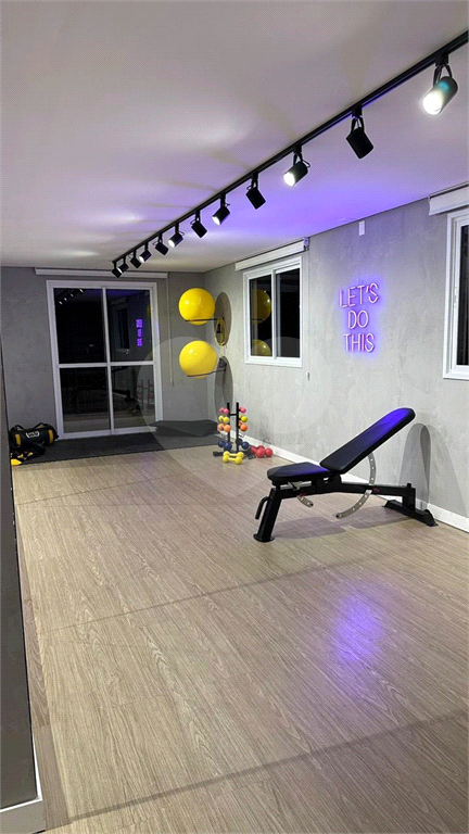 Apartamento com 33m2  - cozinha - 1 quarto - home office - varanda - em Higienópolis.