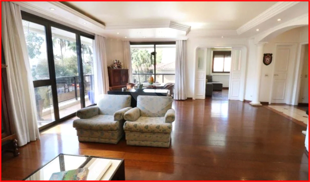 APARTAMENTO em PERDIZES