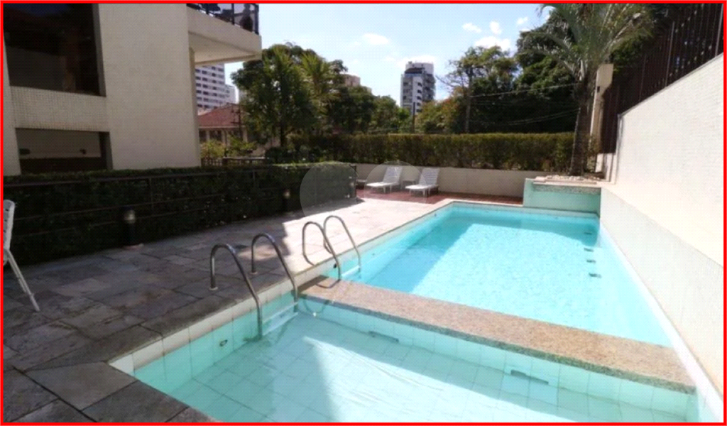 APARTAMENTO em PERDIZES
