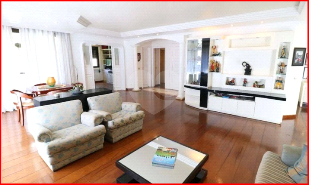 APARTAMENTO em PERDIZES