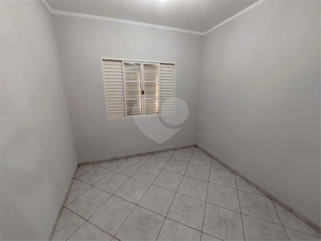 Excelente casa em Condominio | 3 Dormitórios | 1 Suíte | 2 vagas | 308 m2 | Jardim dos Flamboyants.