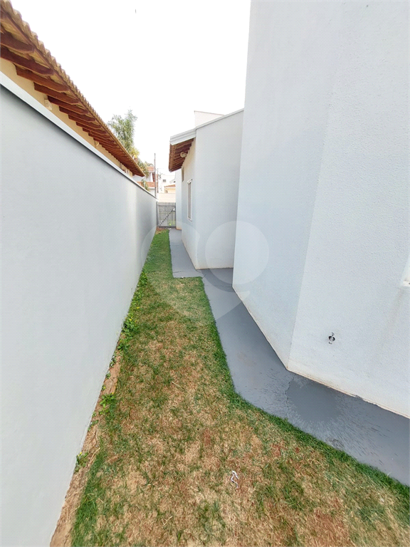 Excelente casa em Condominio | 3 Dormitórios | 1 Suíte | 2 vagas | 308 m2 | Jardim dos Flamboyants.