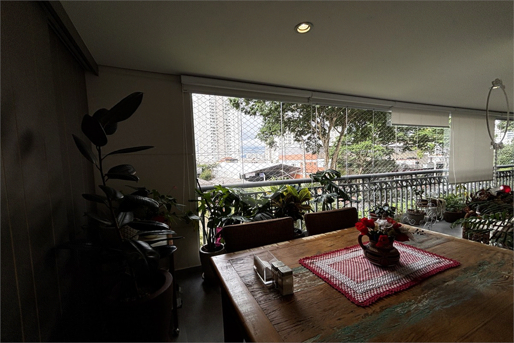 Apartamento com 3 suítes, 3 vagas na Vila Romana - SP