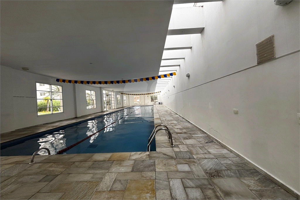 Apartamento com 3 suítes, 3 vagas na Vila Romana - SP
