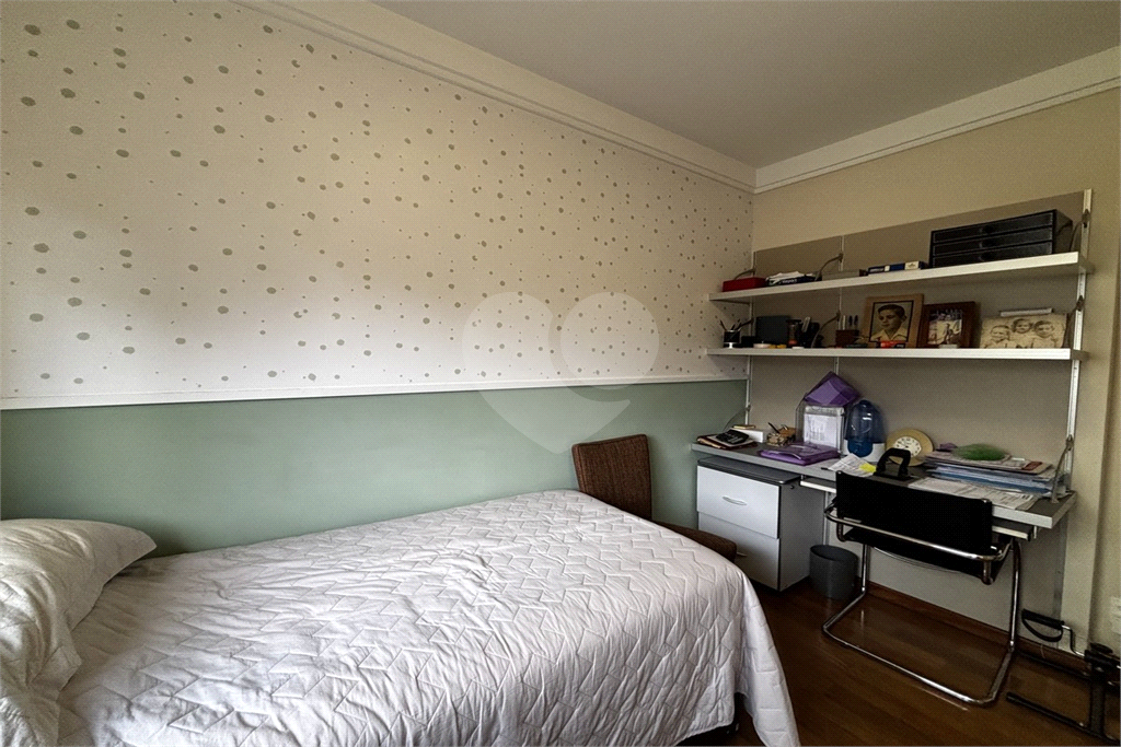 Apartamento com 3 suítes, 3 vagas na Vila Romana - SP