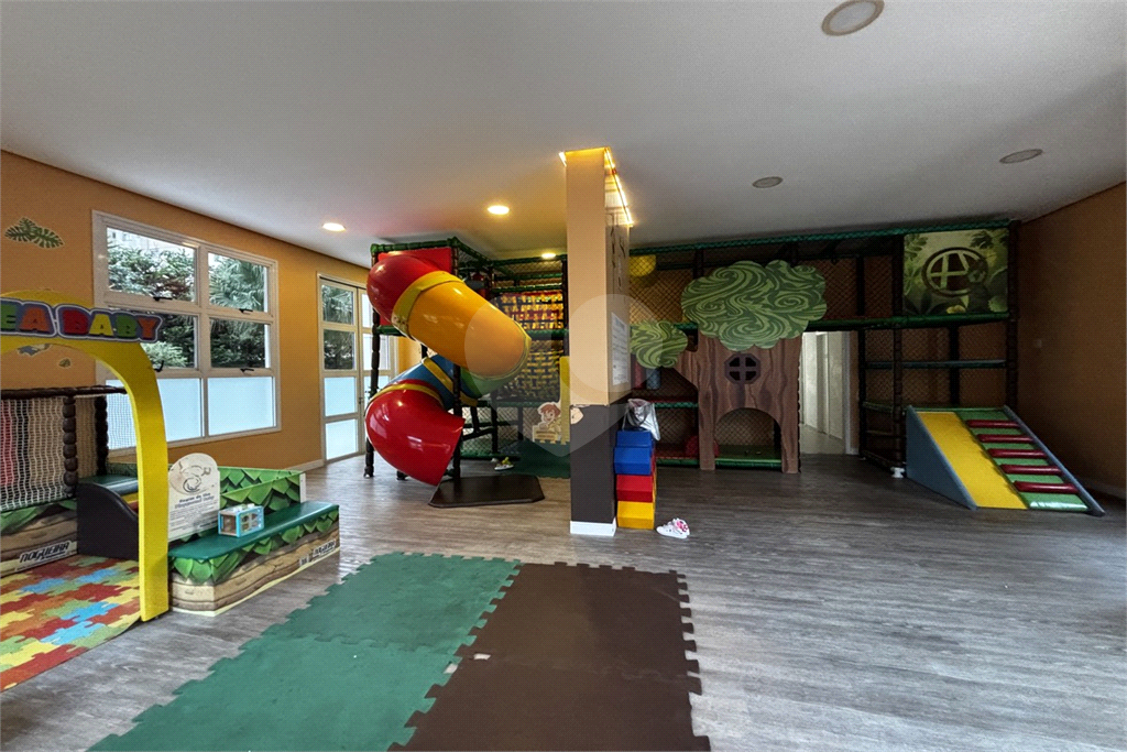 Apartamento com 3 suítes, 3 vagas na Vila Romana - SP