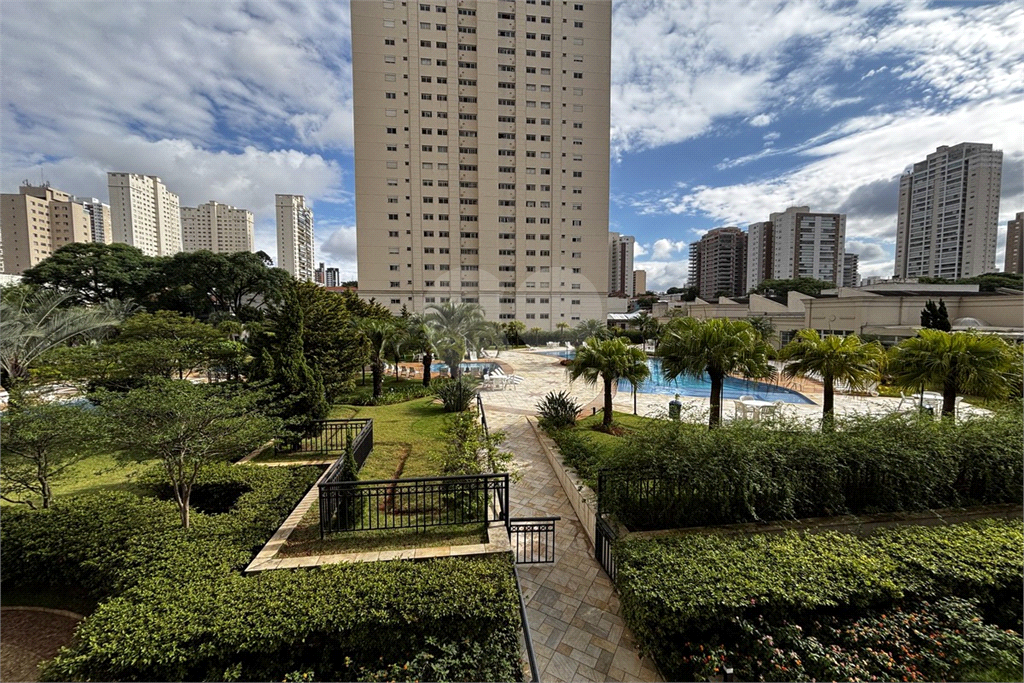 Apartamento com 3 suítes, 3 vagas na Vila Romana - SP