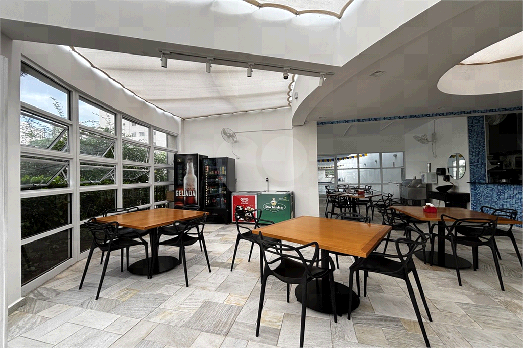 Apartamento com 3 suítes, 3 vagas na Vila Romana - SP