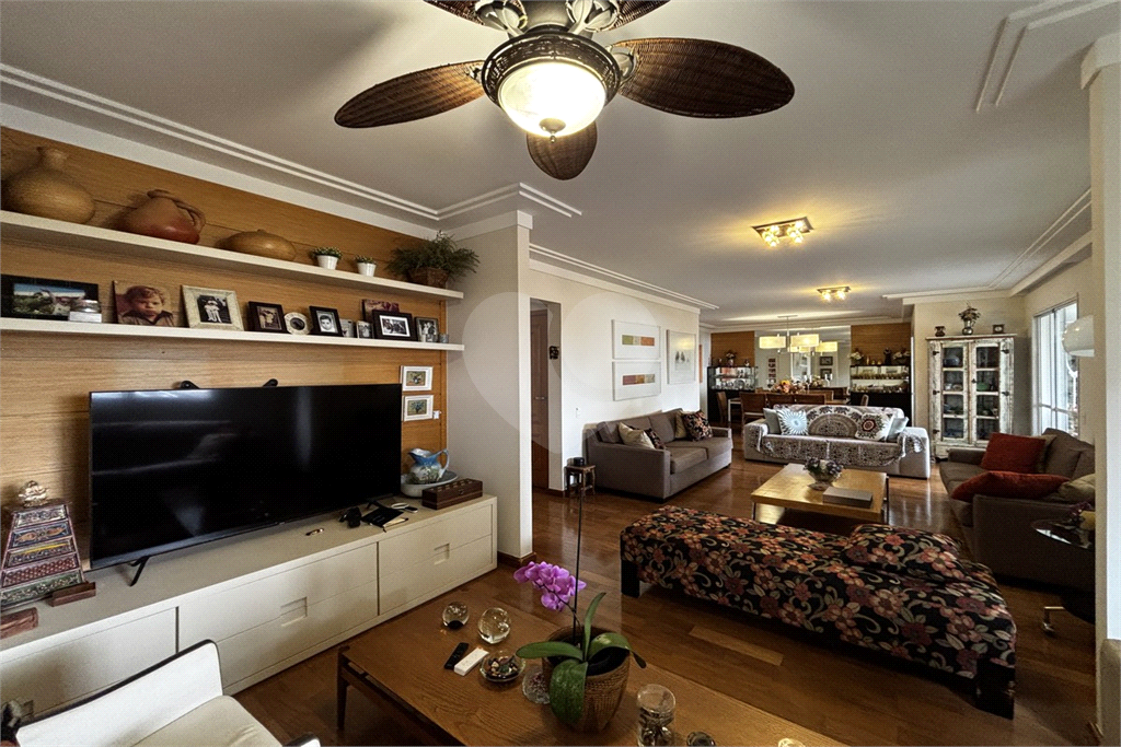 Apartamento com 3 suítes, 3 vagas na Vila Romana - SP