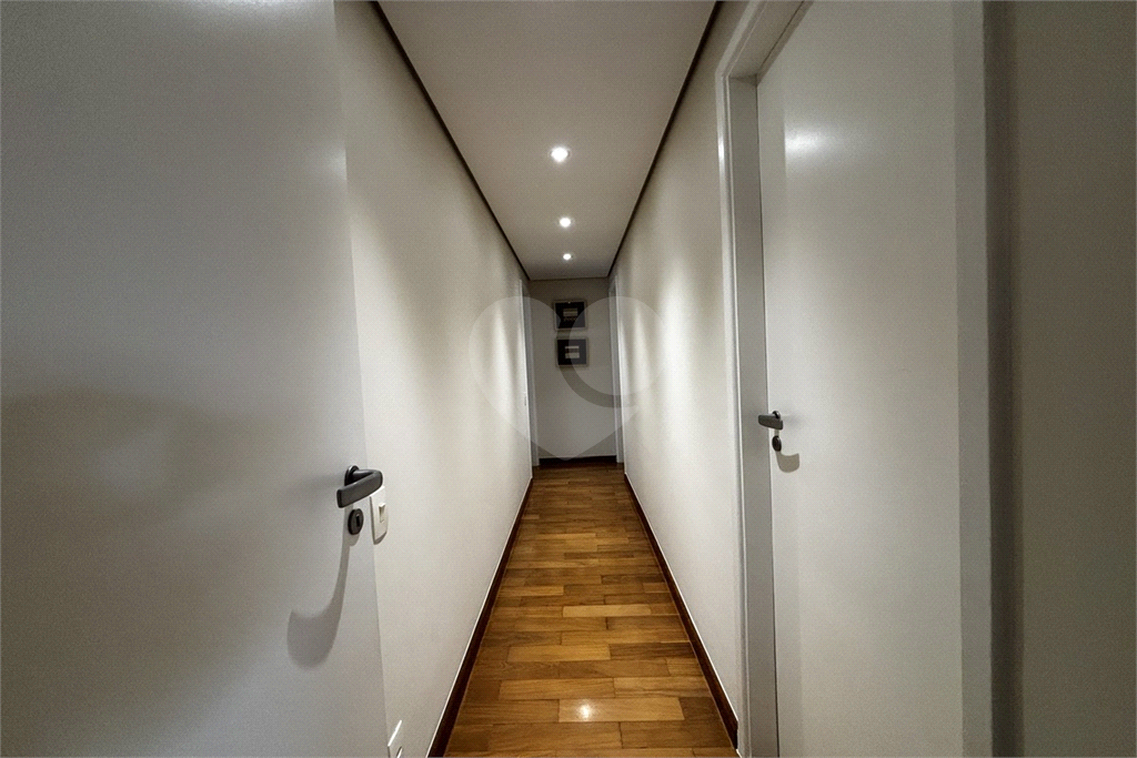 Apartamento com 3 suítes, 3 vagas na Vila Romana - SP