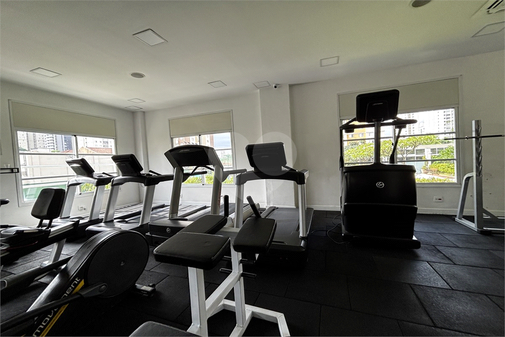 Apartamento com 3 suítes, 3 vagas na Vila Romana - SP