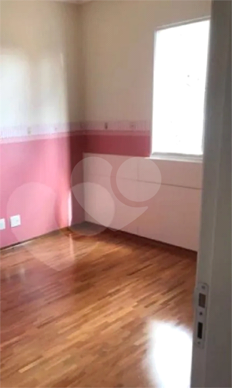 APARTAMENTO em SANTANA